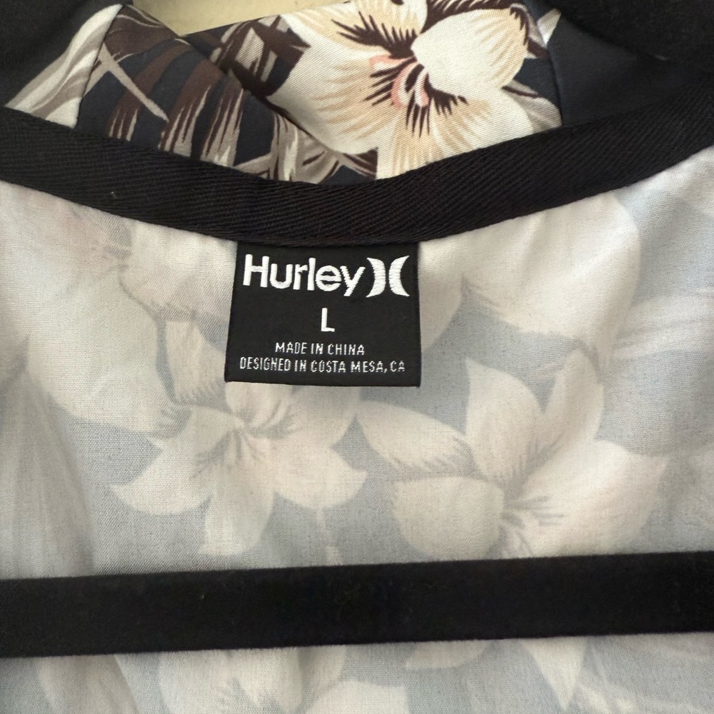 Hurley Black and White Floral Jacket - Picture 2 of 6